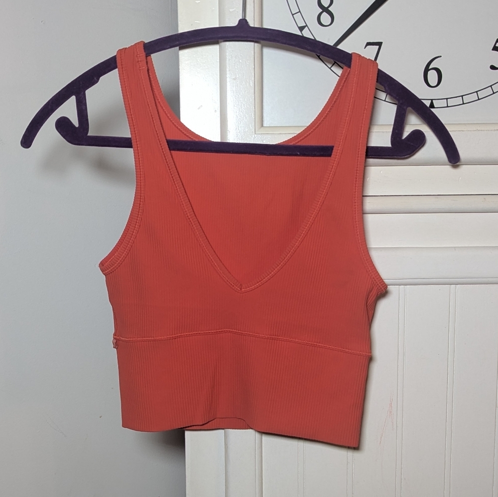 Lululemon Power Pivot Ribbed Tank - Picture 2 of 4